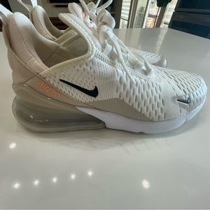 Nike air 270
